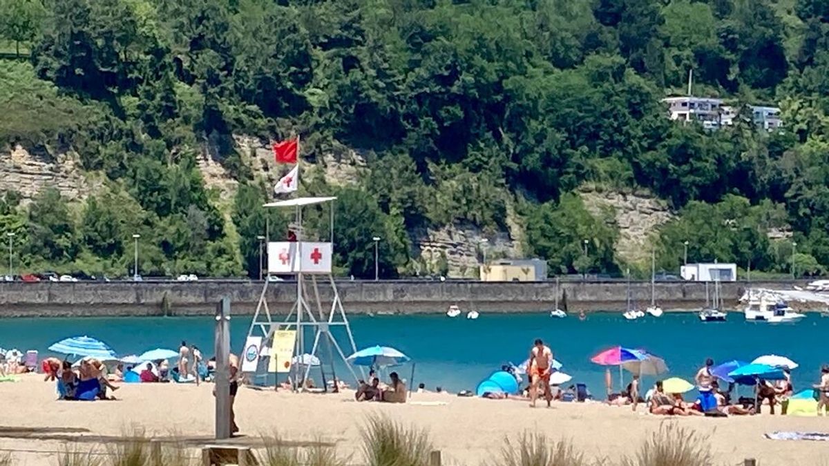 Un monitor de surf acusado de abusar de seis menores en Hondarribia Un monitor de surf acusado de abusar de seis menores en Hondarribia