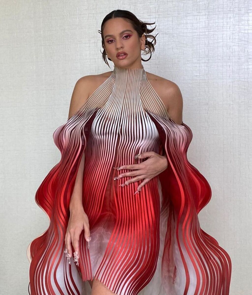 Rosalía, de Iris van Herpen