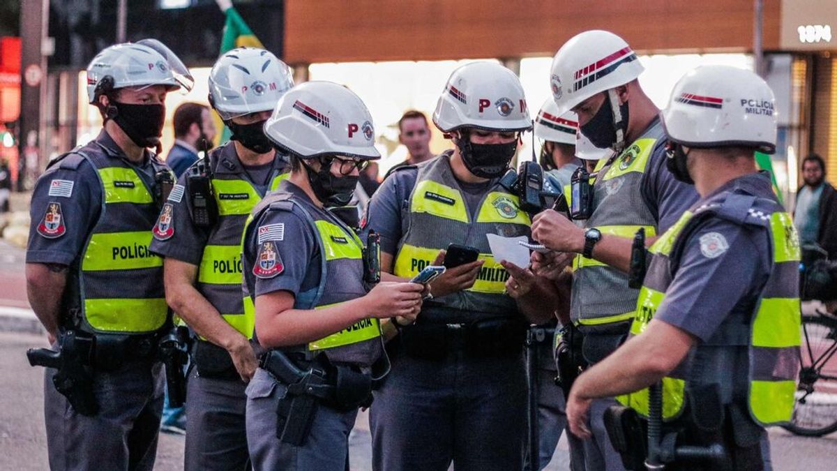 Brasil intenta deportar a cuatro jugadores de la selección argentina por irregularidades en los protocolos covid Brasil intenta deportar a cuatro jugadores de la selección argentina por irregularidades en los protocolos covid