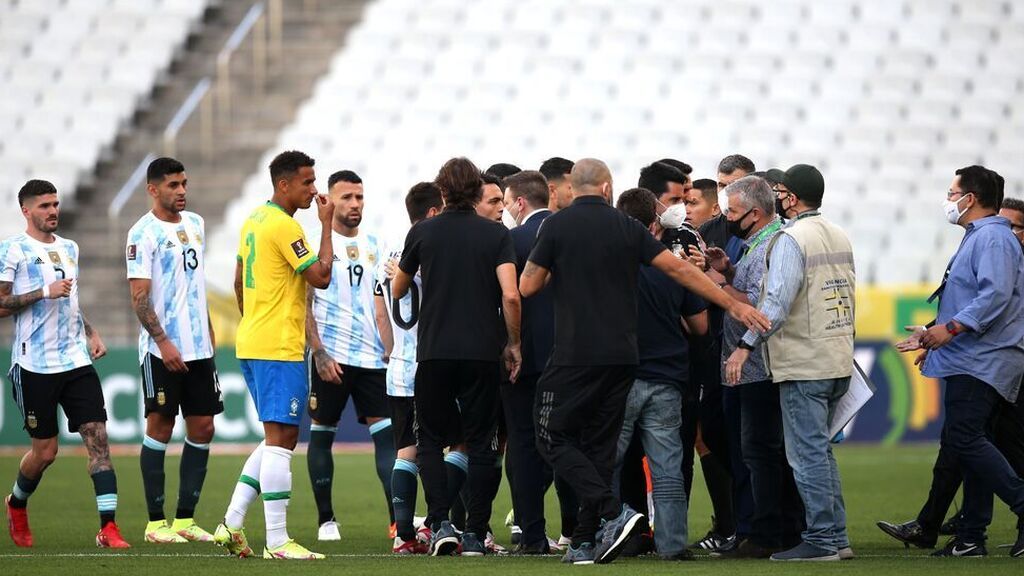 Suspenden el partido Brasil-Argentina después de que cuatro jugadores argentinos hayan incumplido el protocolo de coronavirus