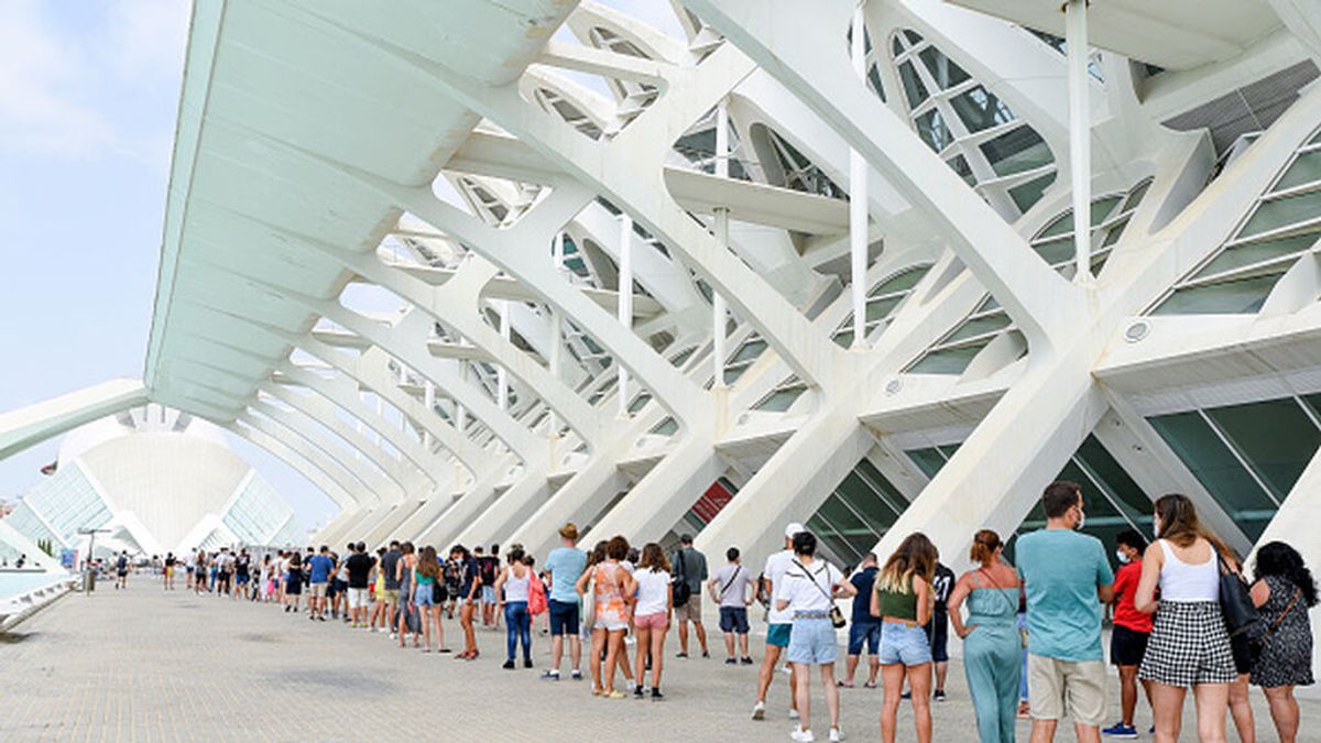 Éxito en la vacunación de los adolescentes en España, que superan ya a los de 20 y 30 años Éxito en la vacunación de los adolescentes en España, que superan ya a los de 20 y 30 años