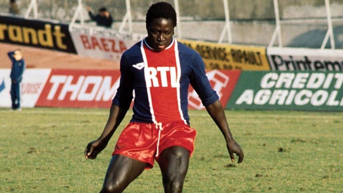 Muere a los 73 años el exfutbolista francés del Paris Saint-Germain que llevaba en coma desde 1982 Muere a los 73 años el exfutbolista francés del Paris Saint-Germain que llevaba en coma desde 1982