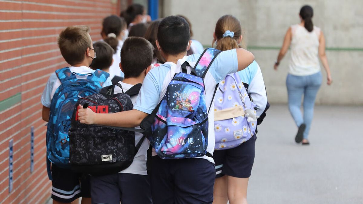 Sanidad propone que los alumnos vacunados no hagan cuarentena en España Sanidad propone que los alumnos vacunados no hagan cuarentena en España
