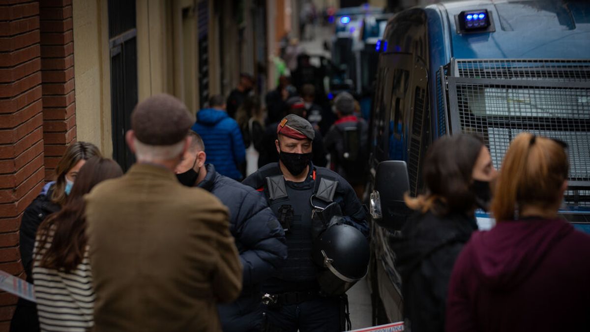 Desahucio de una familia en Barcelona Desahucio de una familia en Barcelona