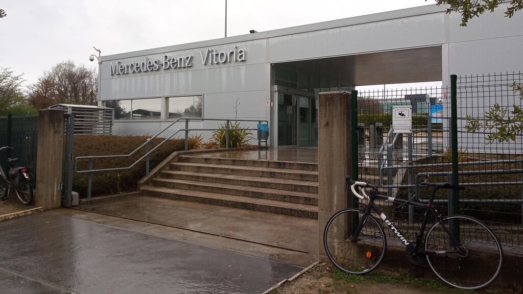 EuropaPress_2786654_instalaciones_empresa_mercedes-benz_vitoria-gasteiz