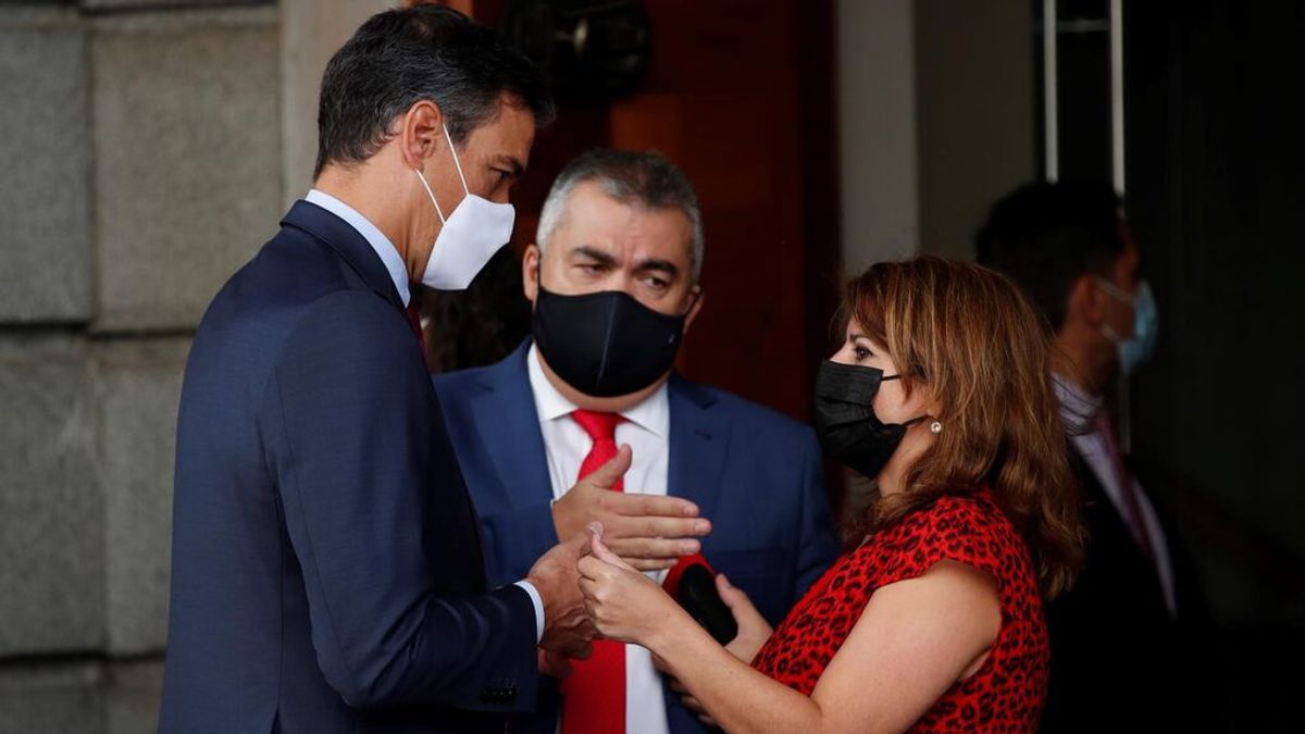 Sánchez promete más medios contra los delitos de odio: "No habrá otra vez armarios" Sánchez promete más medios contra los delitos de odio: "No habrá otra vez armarios"