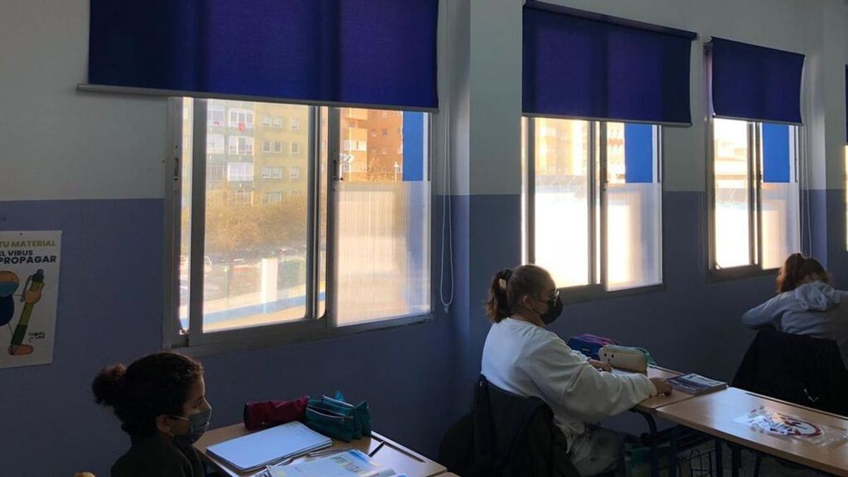 Cuatro de cada diez: Derechos Humanos sitúa en un 38,5% la tasa de abandono escolar en la Bahía de Cádiz Cuatro de cada diez: Derechos Humanos sitúa en un 38,5% la tasa de abandono escolar en la Bahía de Cádiz