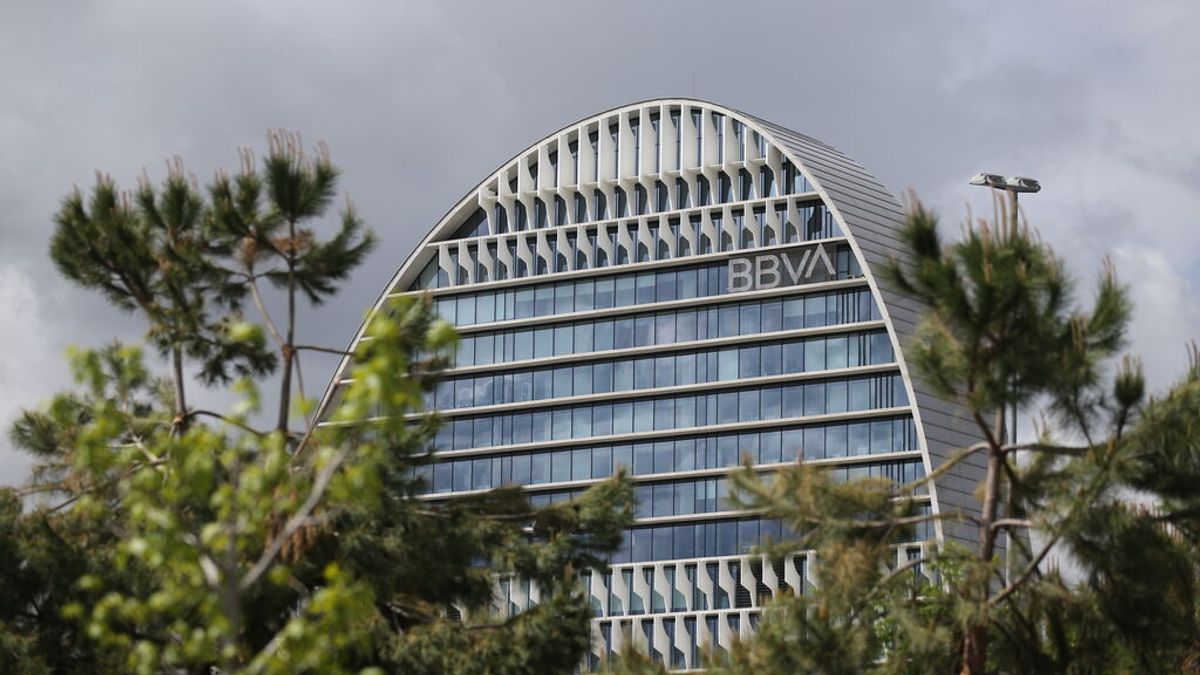 El gasto con tarjeta aumentó un 35% en agosto favorecido por el turismo español, según BBVA El gasto con tarjeta aumentó un 35% en agosto favorecido por el turismo español, según BBVA