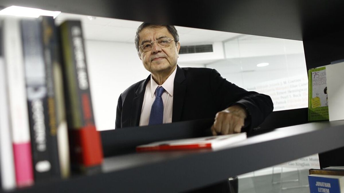 La Fiscalía de Nicaragua pide la detención del escritor y exvicepresidente Sergio Ramírez La Fiscalía de Nicaragua pide la detención del escritor y exvicepresidente Sergio Ramírez