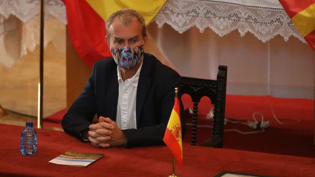 Simón justifica la gestión de la pandemia: "Todo el mundo que supiera de datos se creía epidemiólogo" Simón justifica la gestión de la pandemia: "Todo el mundo que supiera de datos se creía epidemiólogo"