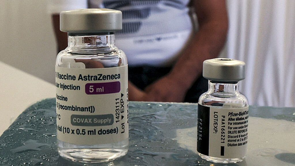 La EMA añade un nuevo efecto secundario a la vacuna de Astrazeneca: el síndrome de Guillain-Barré