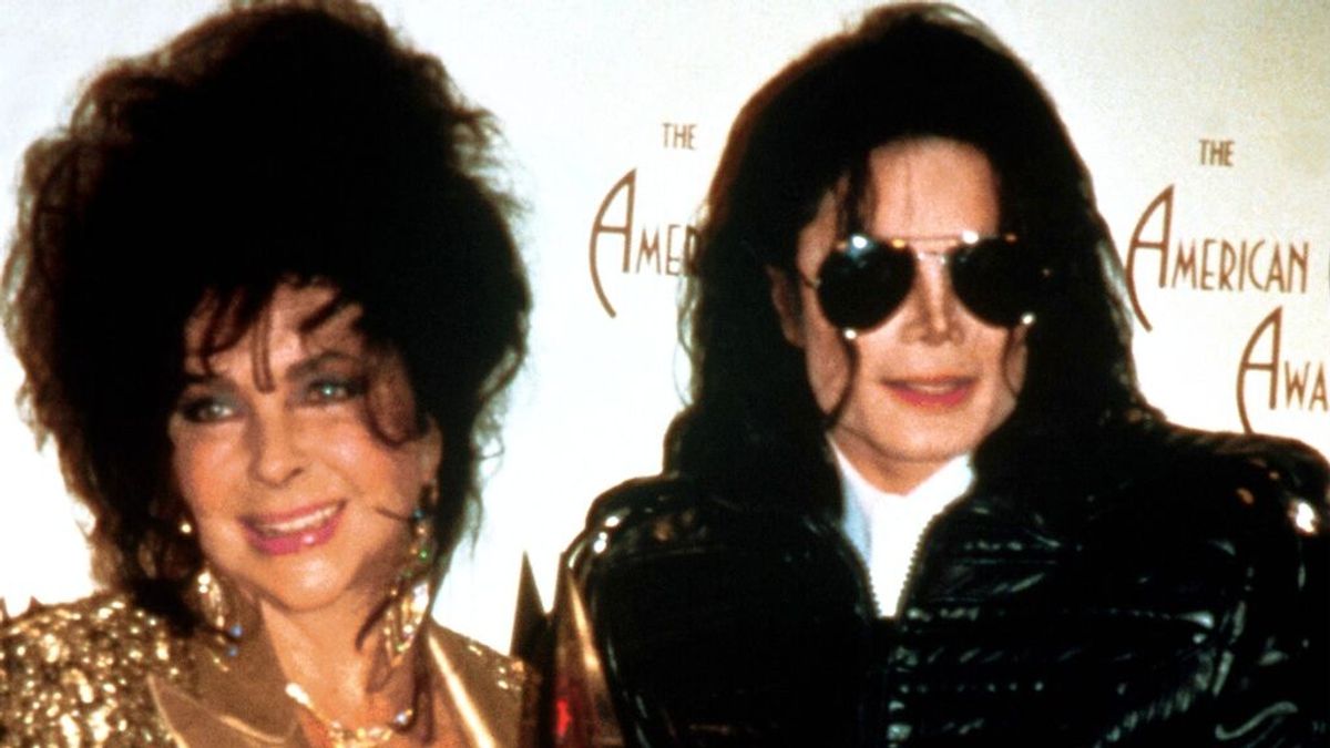 ¿Huyeron de Nueva York en coche juntos Michael Jackson, Liz Taylor y Marlon Brando tras los atentados del 11S?