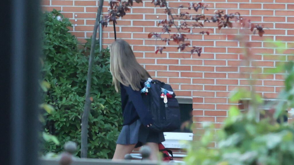 Primer día de colegio de la infanta Sofía sin su hermana Leonor a su lado