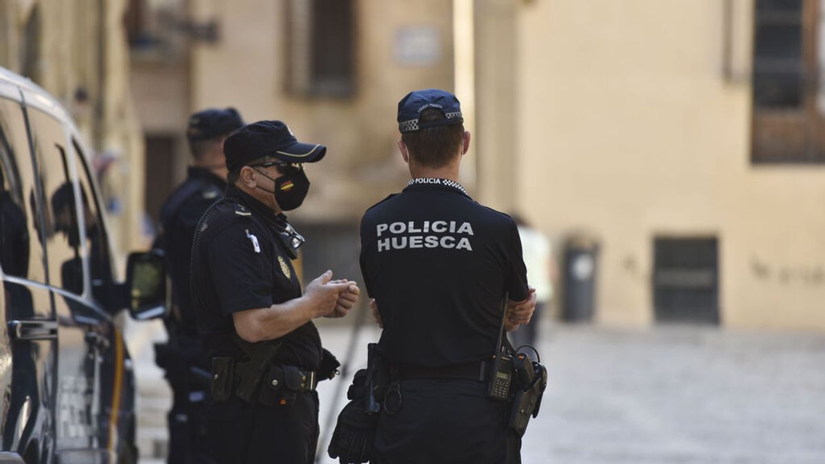 Un joven, herido muy grave tras recibir un puñetazo cuando protegía a una chica Un joven, herido muy grave tras recibir un puñetazo cuando protegía a una chica