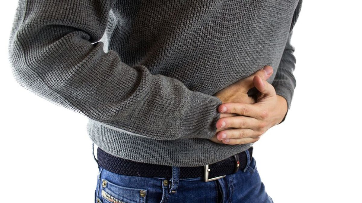 Puntos clave sobre la gastritis: ¿cuándo acudir al médico por dolor de estómago?