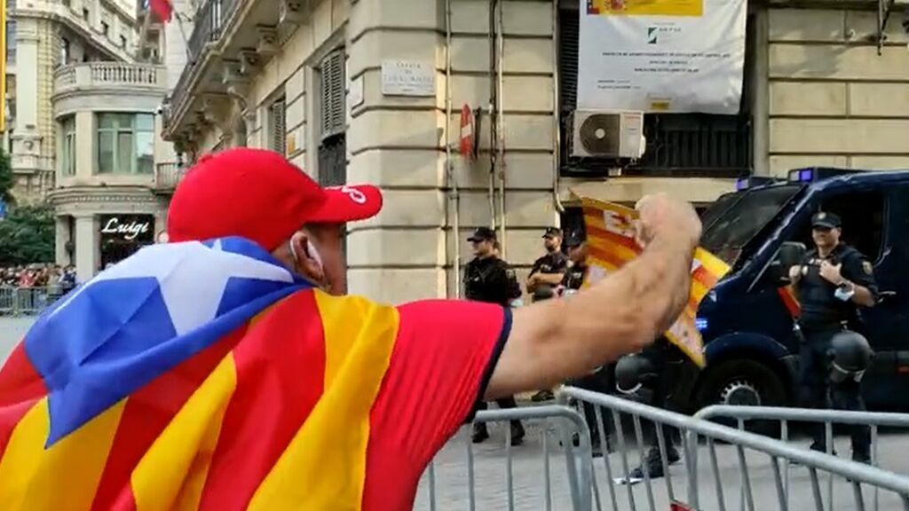 Manifestantes pitidos jefatura nacional