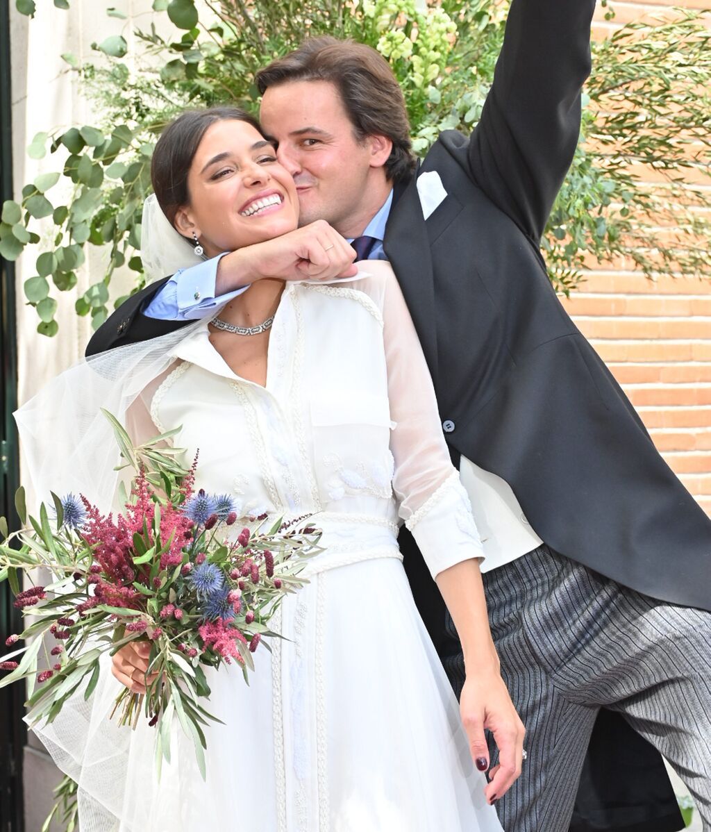 Lucía Martín Alcalde se casa con un original vestido de su propia firma
