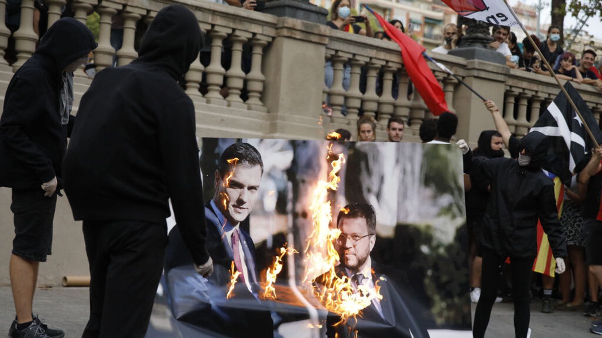 Incidentes durante la manifestación de la izquierda independentista por la Diada Incidentes durante la manifestación de la izquierda independentista por la Diada