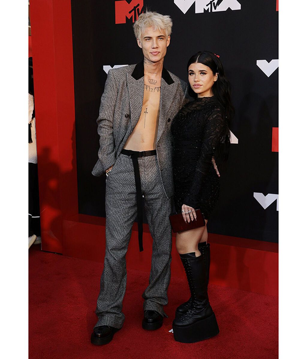 Jaden Hossler y Nessa Barrett