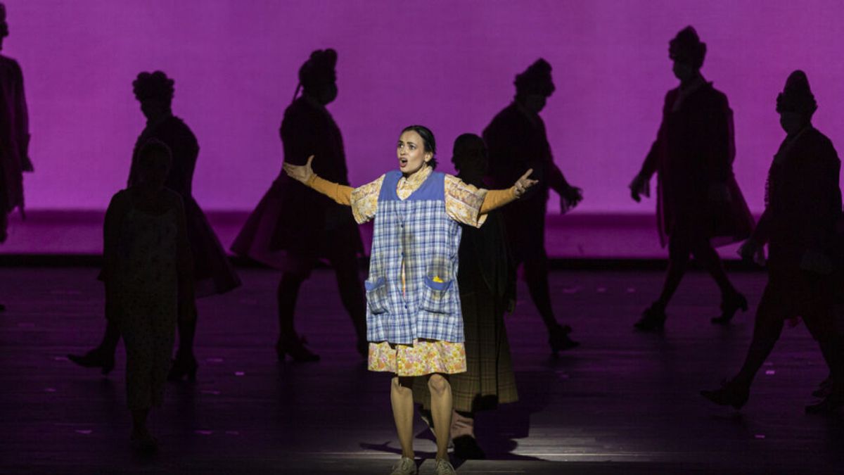 El Teatro Real inaugura temporada con 'La Cenerentola' y con "optimismo" ante el posible aumento de aforos El Teatro Real inaugura temporada con 'La Cenerentola' y con "optimismo" ante el posible aumento de aforos