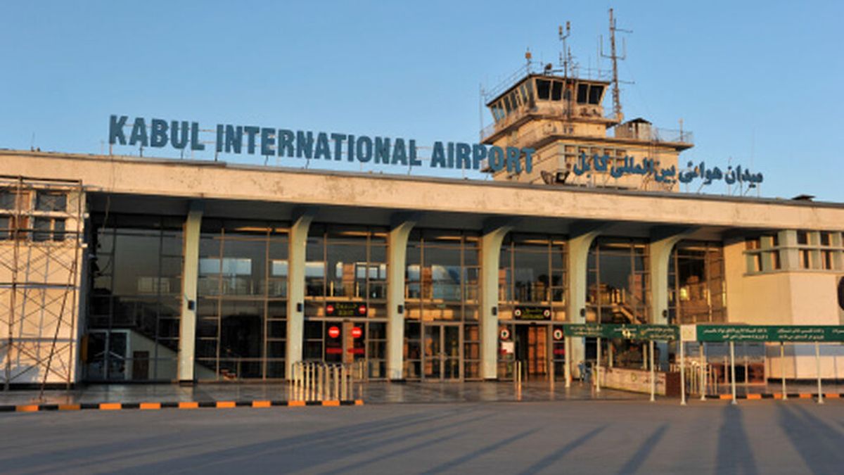 Afganistán: aterriza el primer vuelo comercial internacional tras la toma talibán de Kabul Afganistán: aterriza el primer vuelo comercial internacional tras la toma talibán de Kabul