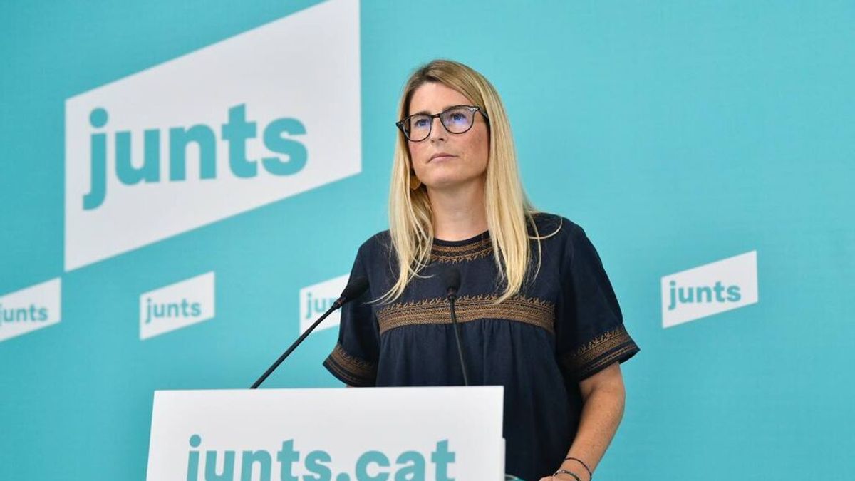 Elsa Artadi pide a Aragonès no participar en la mesa de diálogo si Sánchez no asiste Elsa Artadi pide a Aragonès no participar en la mesa de diálogo si Sánchez no asiste