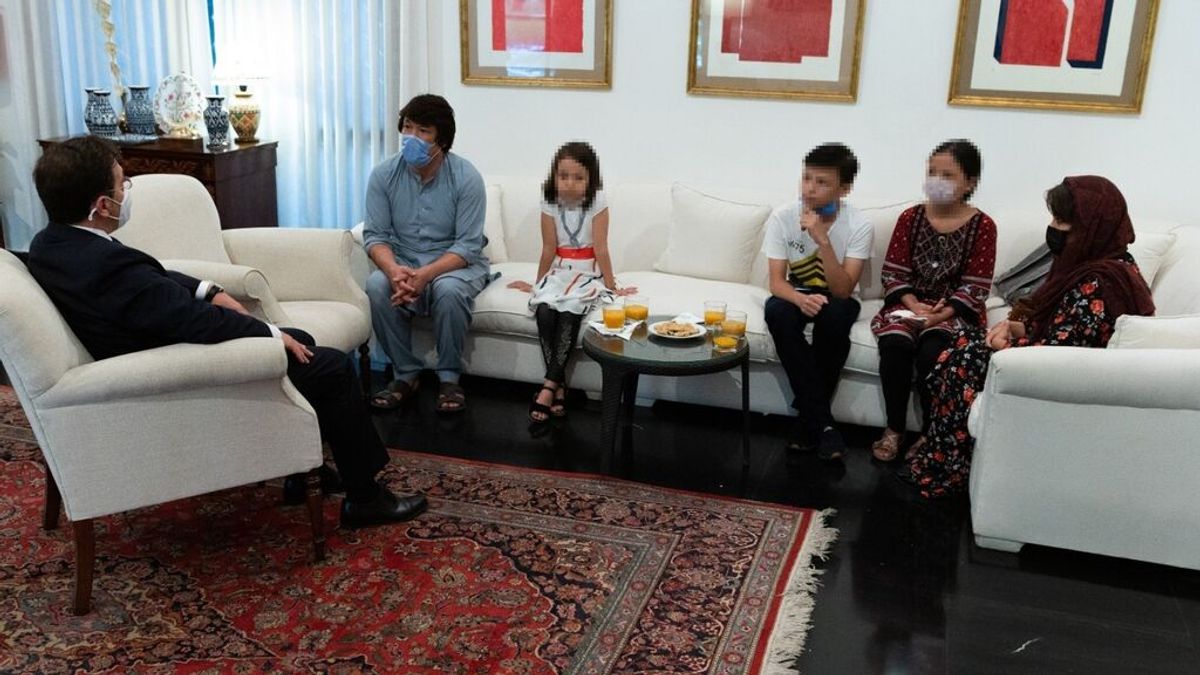 Albares viaja a Catar para plantear vías de evacuación de más colaboradores afganos Albares viaja a Catar para plantear vías de evacuación de más colaboradores afganos