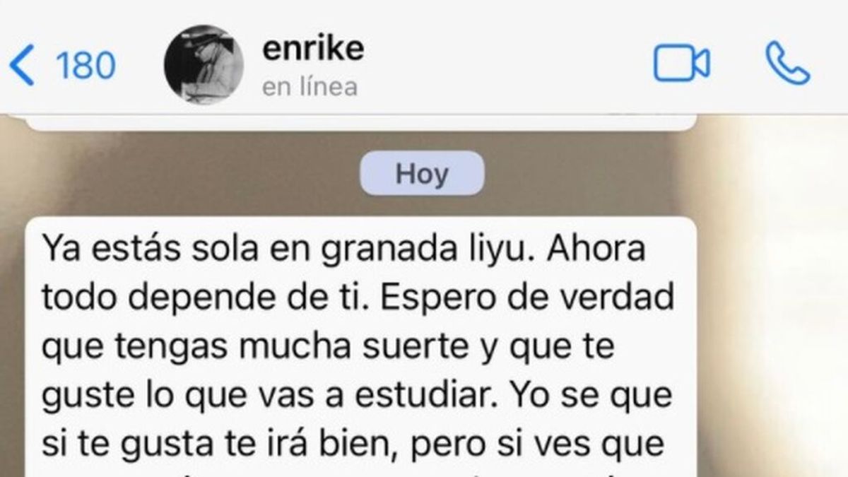 La despedida de un padre a su hija al irse fuera a estudiar que emociona a las redes sociales