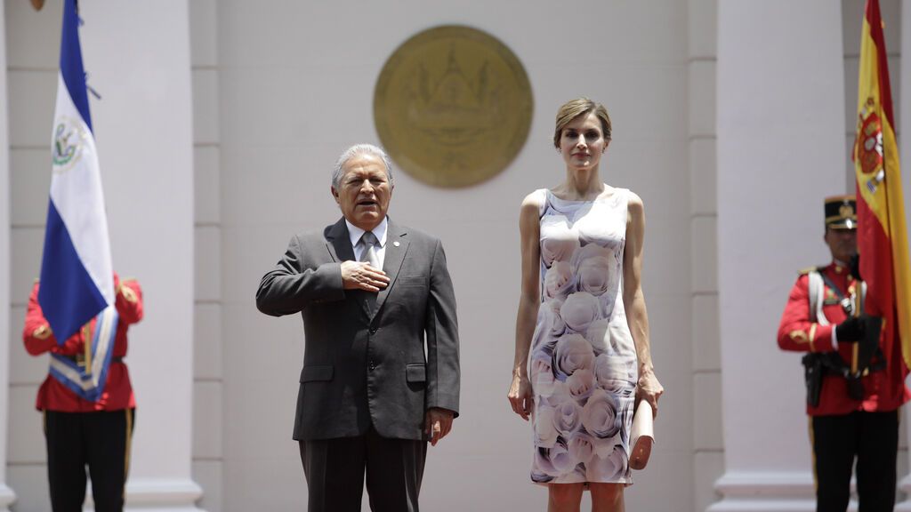Reina_Letizia_de_España,_Visita_Oficial_(18204088945)_(2) WC
