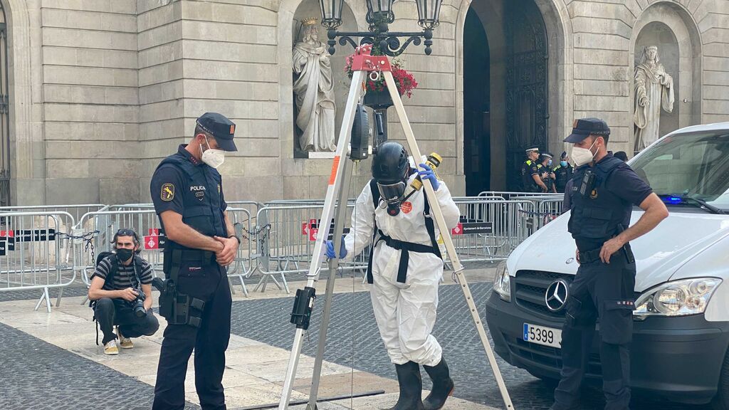 mossos plaza sant jaume