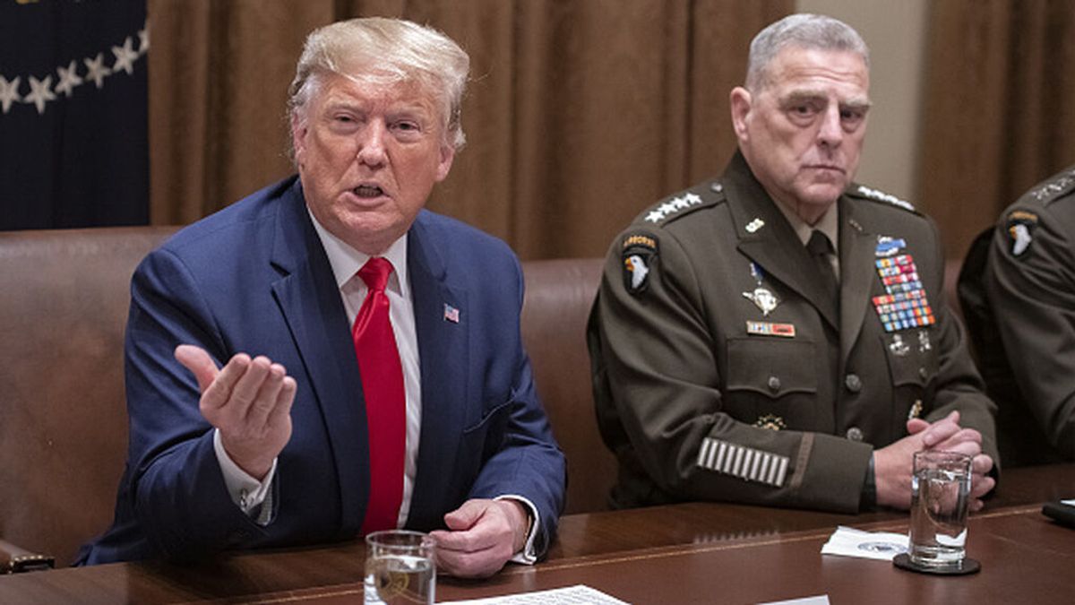 Trump enloqueció tras perder las elecciones, según revela el general de mayor rango de EE.UU. en un libro Trump enloqueció tras perder las elecciones, según revela el general de mayor rango de EE.UU. en un libro