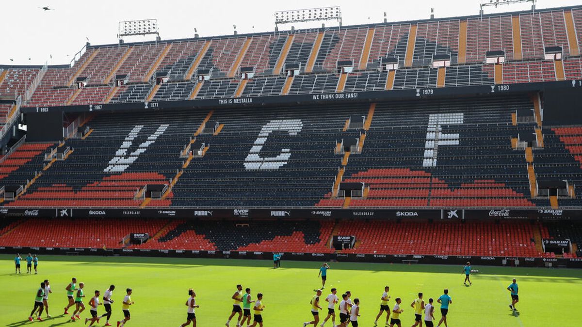 Valencia-Real Madrid: El TSJCV tumba el límite de aforo máximo de 20.000 personas en Mestalla Valencia-Real Madrid: El TSJCV tumba el límite de aforo máximo de 20.000 personas en Mestalla