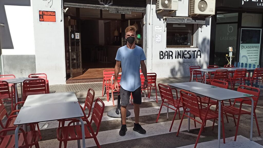 bar iniesta 2