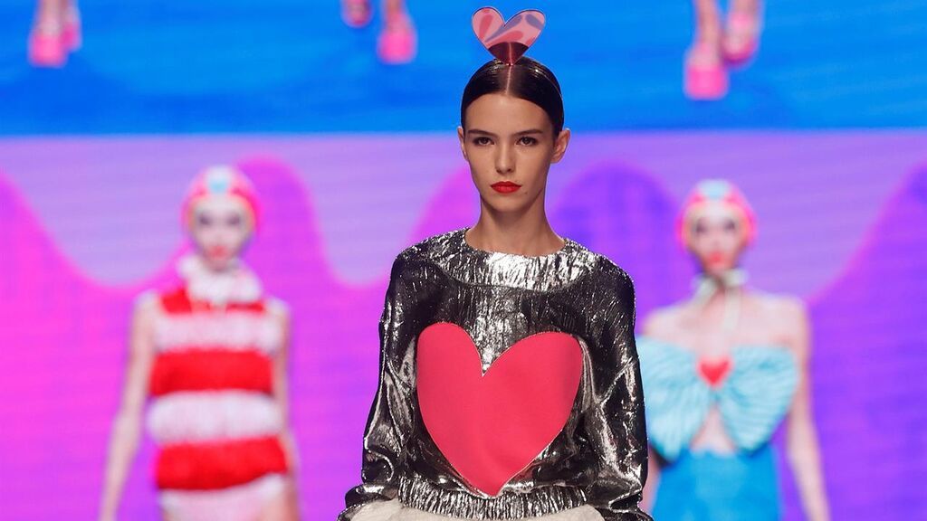 Colección presentada por Agatha Ruiz de la Prada en la Madrid Fashion Week 2021