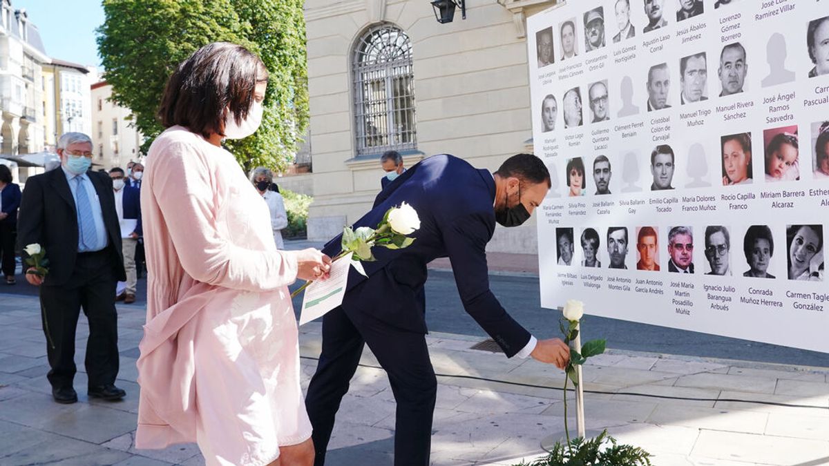 Recuerdo en Vitoria a las víctimas de Parot en el día que se cancela el homenaje al etarra en Mondragón Recuerdo en Vitoria a las víctimas de Parot en el día que se cancela el homenaje al etarra en Mondragón