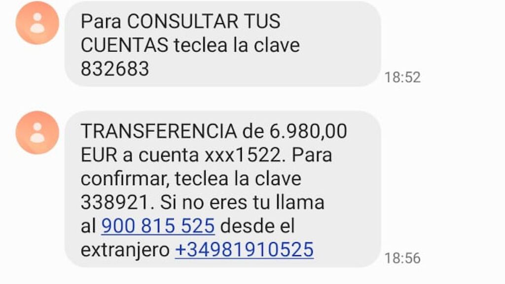 SMS que los mensajes envían a sus víctimas durante la llamada de teléfono.