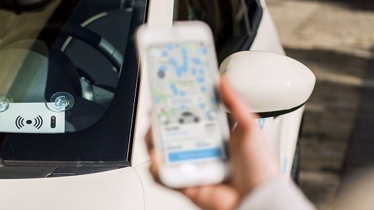 Barcelona y su área metropolitana planean alquilar coches y motos compartidas Barcelona y su área metropolitana planean alquilar coches y motos compartidas