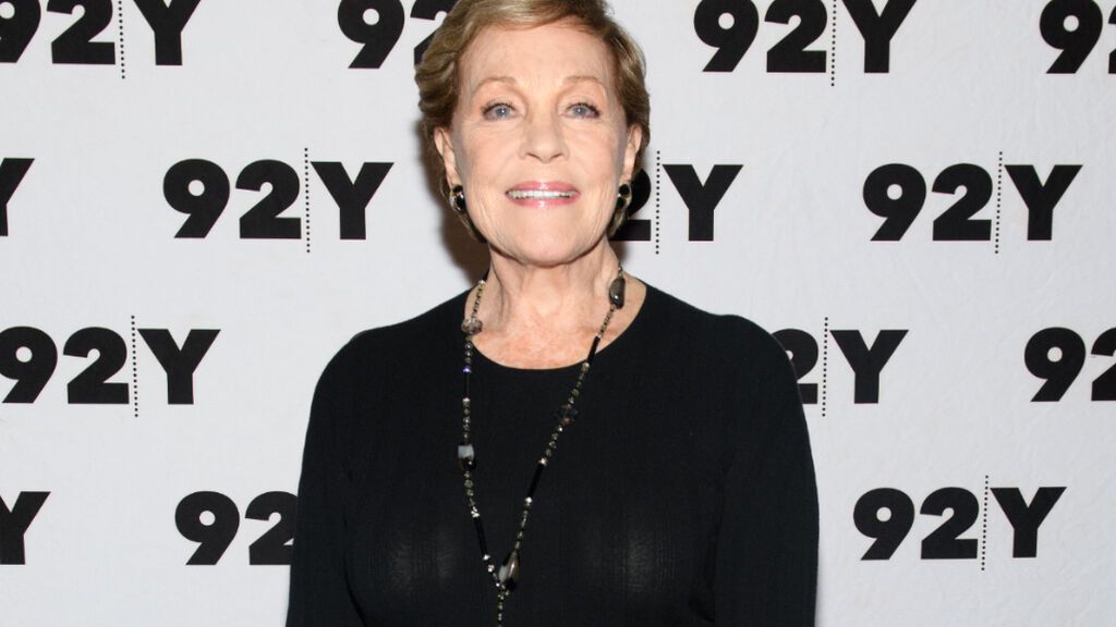 Julie Andrews, Premio Donostia 2001