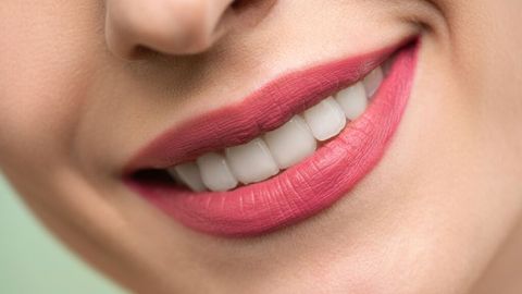 El brillo de labios o 'gloss' aumenta el riesgo de cáncer de piel