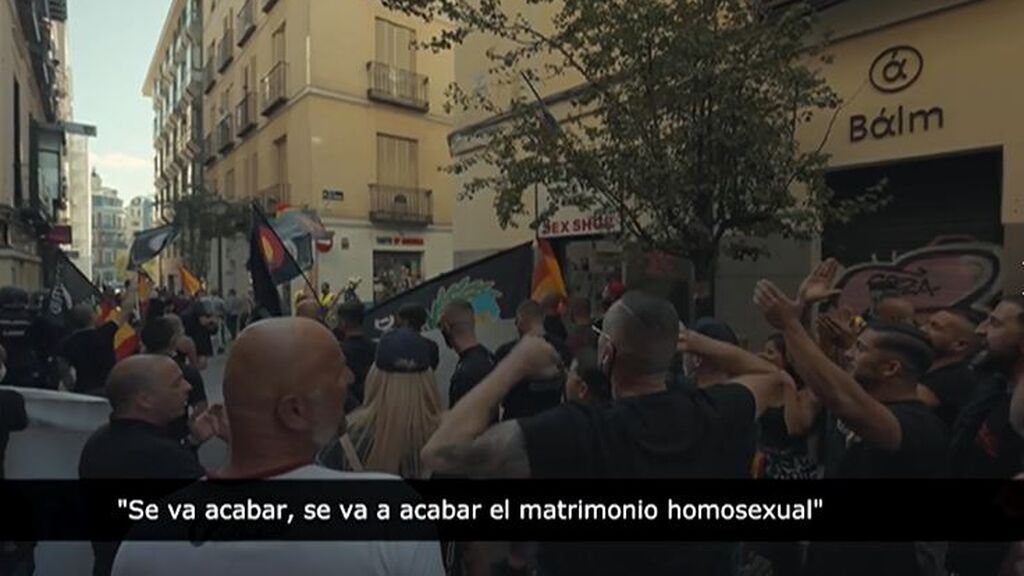 Marcha fascista en Chueca: manifestación en el centro de Madrid a grito de "fuera maricas de nuestros barrios"