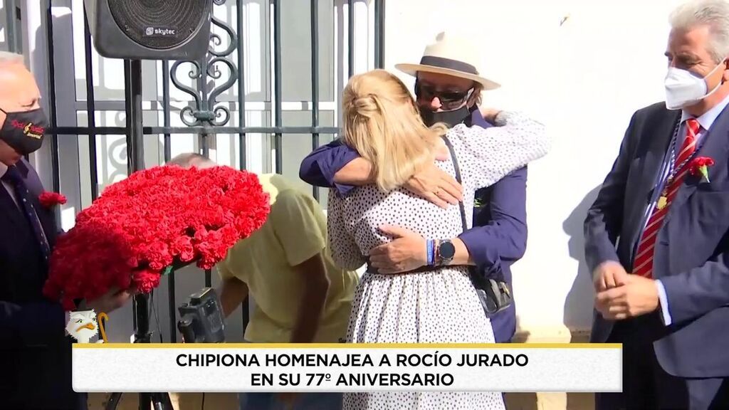 El abrazo de Gloria y Amador Mohedano