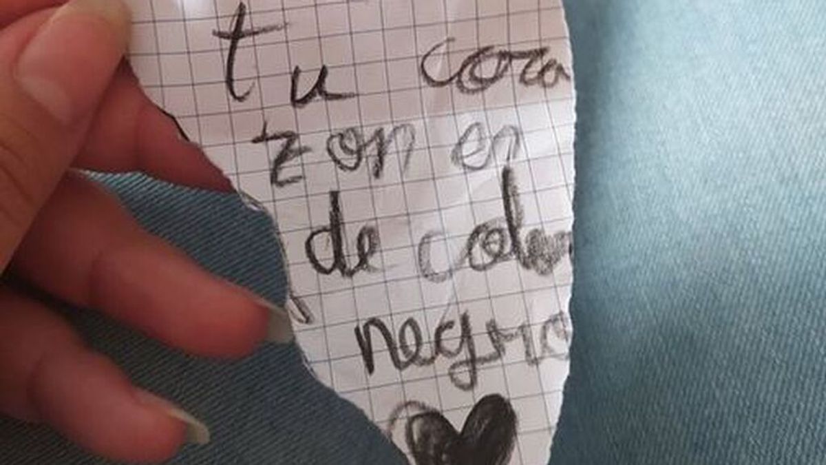 El mensaje que ha recibido una niña de 8 años tras romper con su 'novio': "Tu corazón es de color negro"