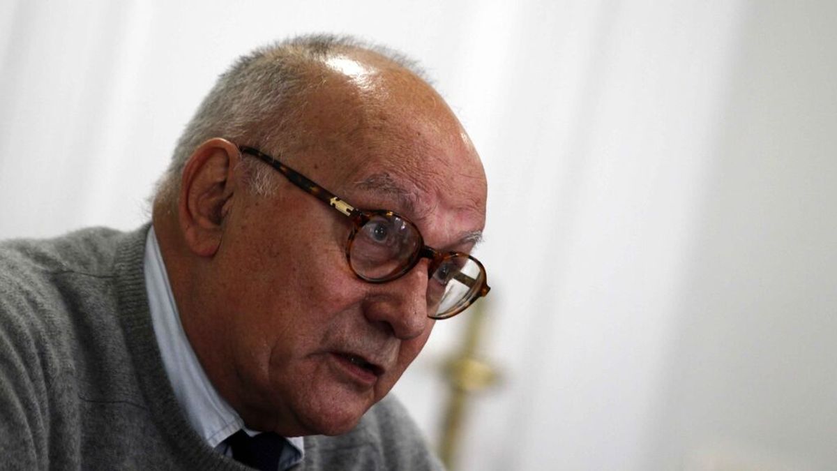 Muere a los 86 años el director de cine Mario Camus Muere a los 86 años el director de cine Mario Camus