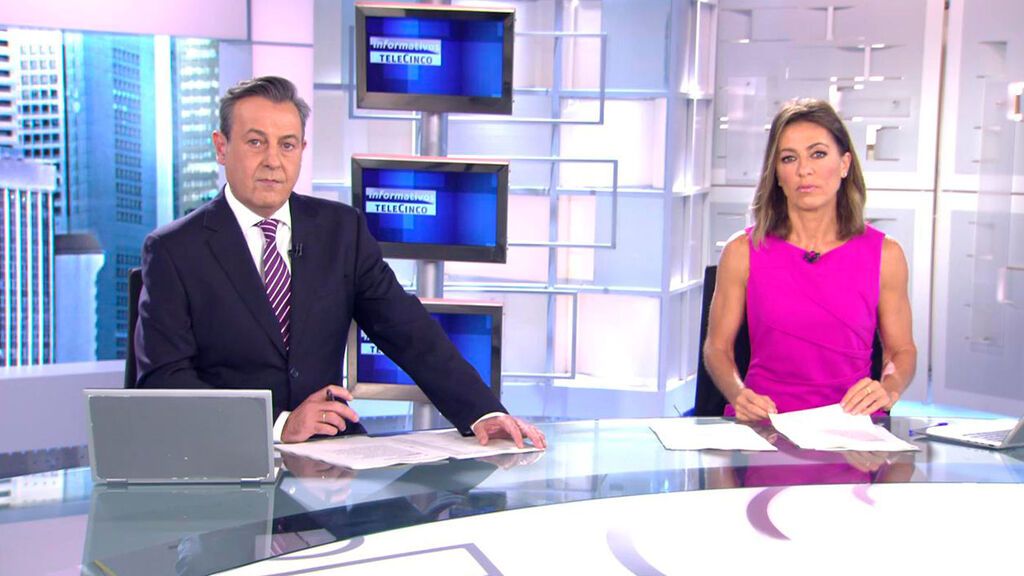 Con José Ribagorda y Ángeles Blanco Informativos Telecinco 2021 Mediodía 19/09/2021