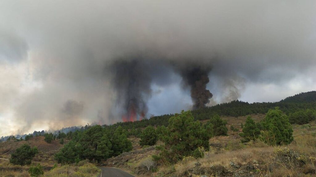 Primeros momentos de la erupción del volcán de La Palma