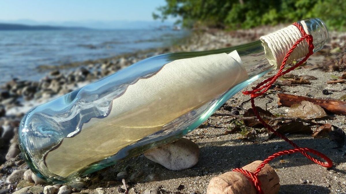 Una niña encuentra en Hawái un mensaje en una botella que lanzaron al mar unos estudiantes japoneses hace 37 años
