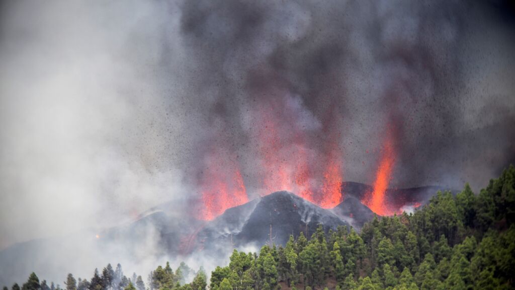 Las espectaculares imágenes que deja la erupción volcánica en La Palma