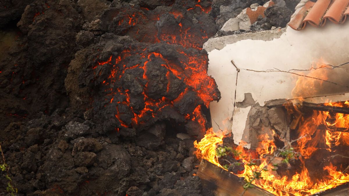 El movimiento de la lava en La Palma se ralentiza y no llegará al mar esta noche El movimiento de la lava en La Palma se ralentiza y no llegará al mar esta noche
