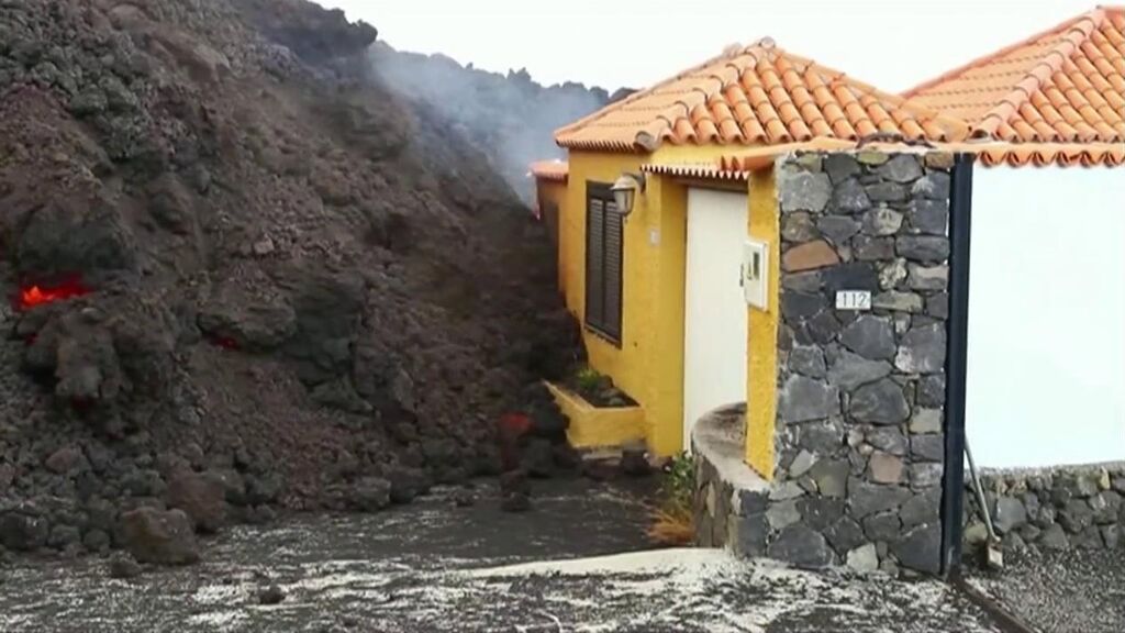 Casas de La Palma quedan enterradas para siempre por la lava