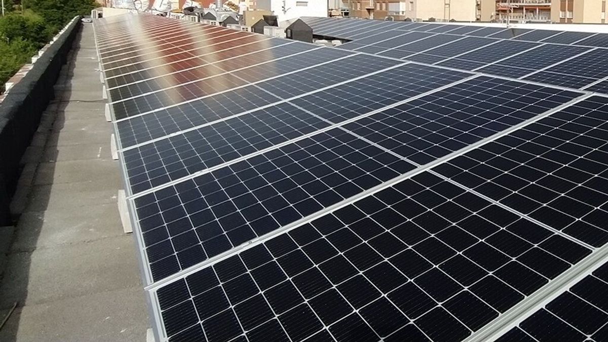 Un ahorro de 20 euros en la factura de la luz para casi 100 familias en San Juan del Puerto Un ahorro de 20 euros en la factura de la luz para casi 100 familias en San Juan del Puerto